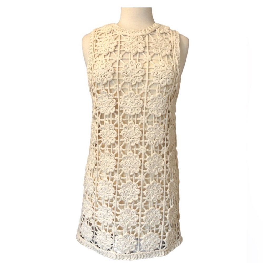 Zara Limited Edition Crochet Mini‎ Ivory/Beige Floral Print Dress - Small